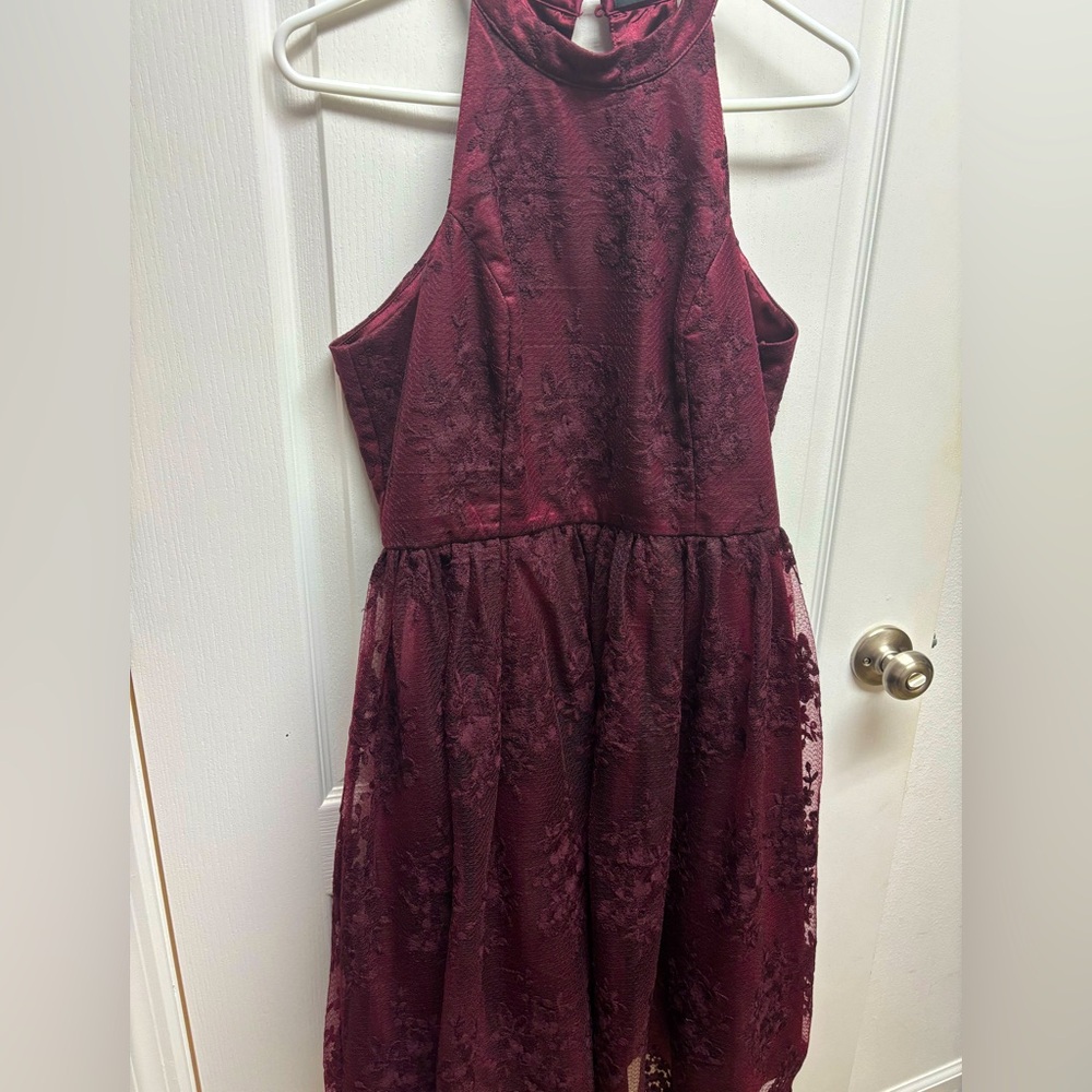 Liza Luxe ModCloth Burgundy Maroon Wine colored Lace Halter Dress L